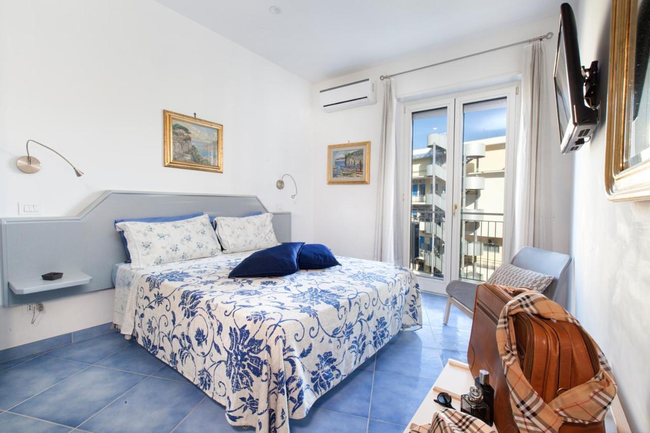 Cafiero Flat Apartment Sorrento Bagian luar foto