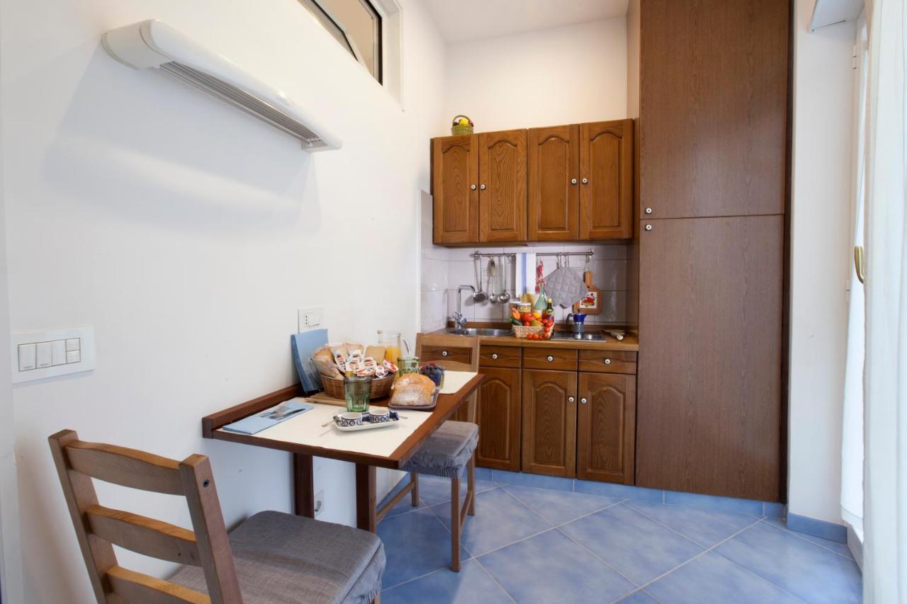 Cafiero Flat Apartment Sorrento Bagian luar foto